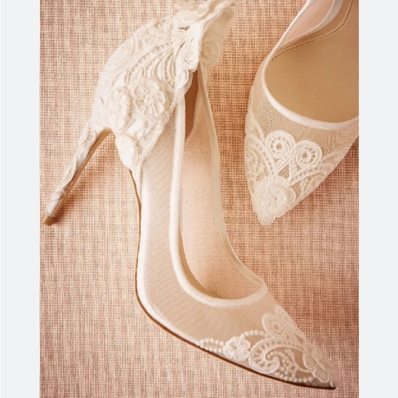 Vince Camuto Victoria Pumps in Cream - Picture 1 of 7
